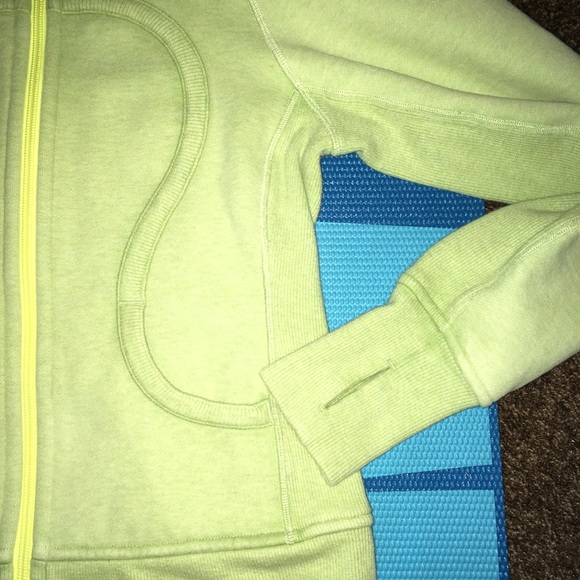Lululemon Scuba hoodie - Picture 6 of 6